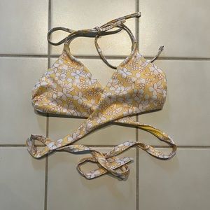 Hollister Wrap Bikini Top🌼